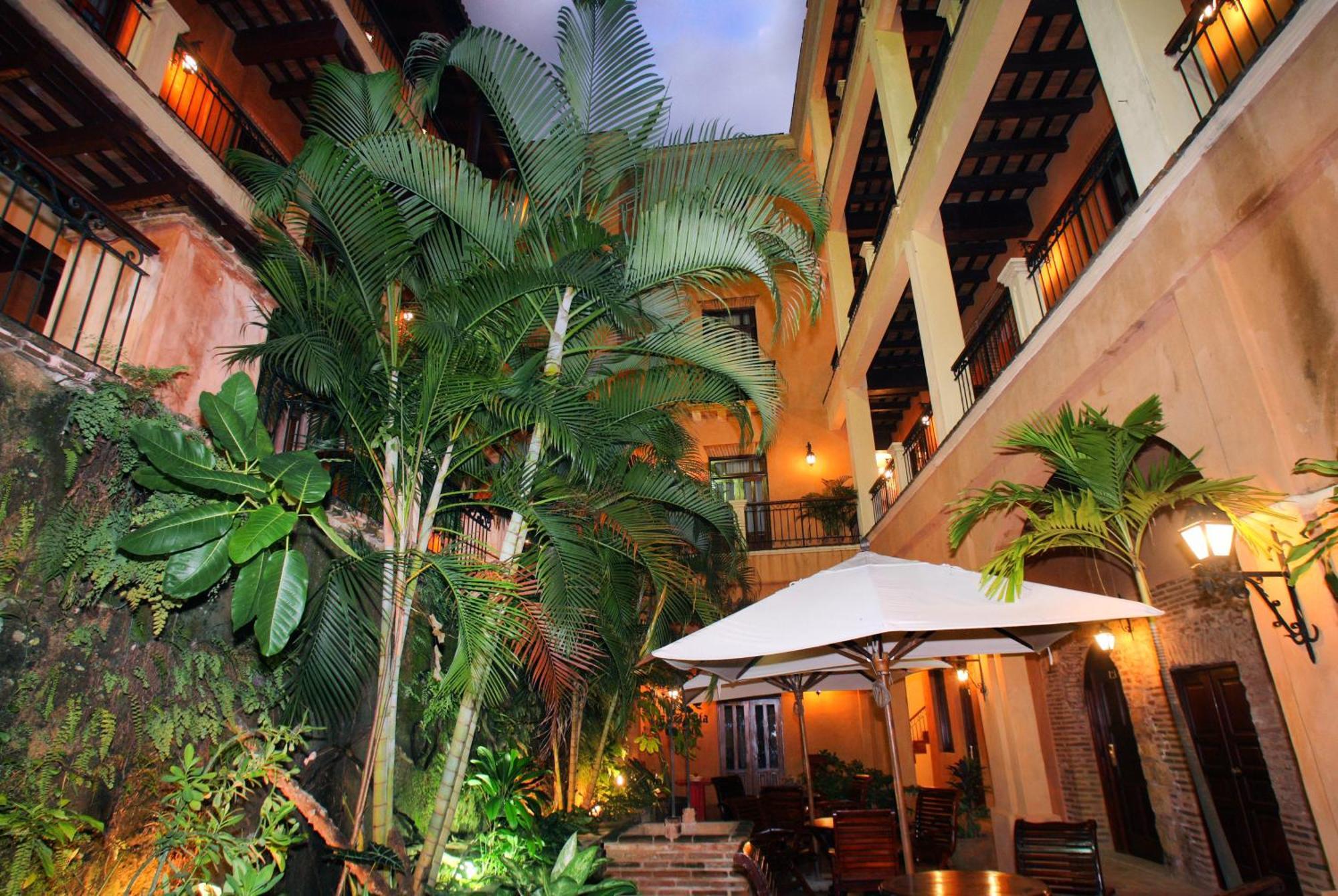 Boutique Hotel Palacio ซานโตโดมิงโก ภายนอก รูปภาพ