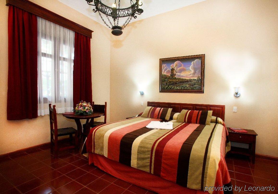 Boutique Hotel Palacio ซานโตโดมิงโก ห้อง รูปภาพ