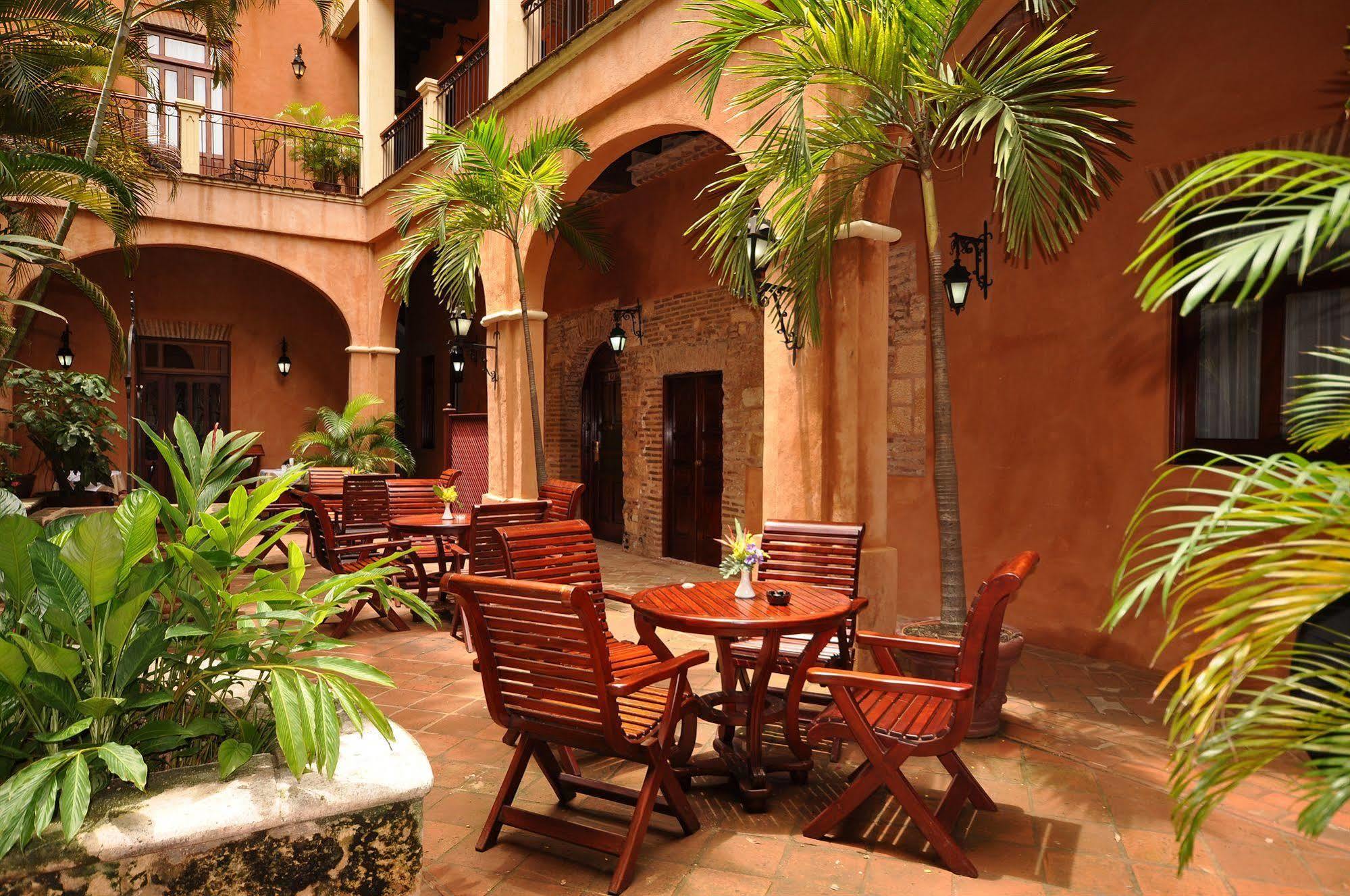 Boutique Hotel Palacio ซานโตโดมิงโก ภายนอก รูปภาพ